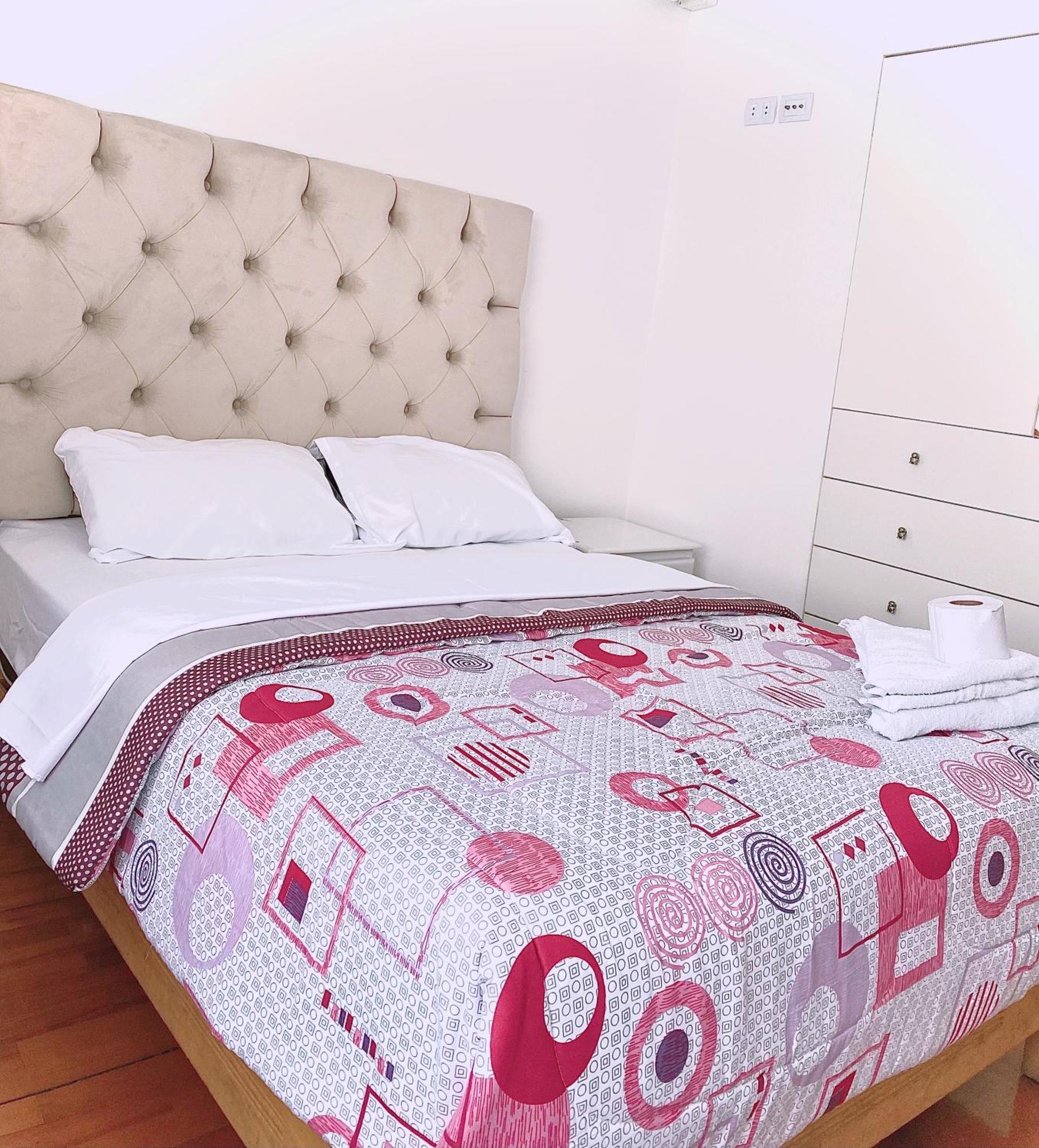 Sm1 Y Bano Privado Miraflores Homestay Lima